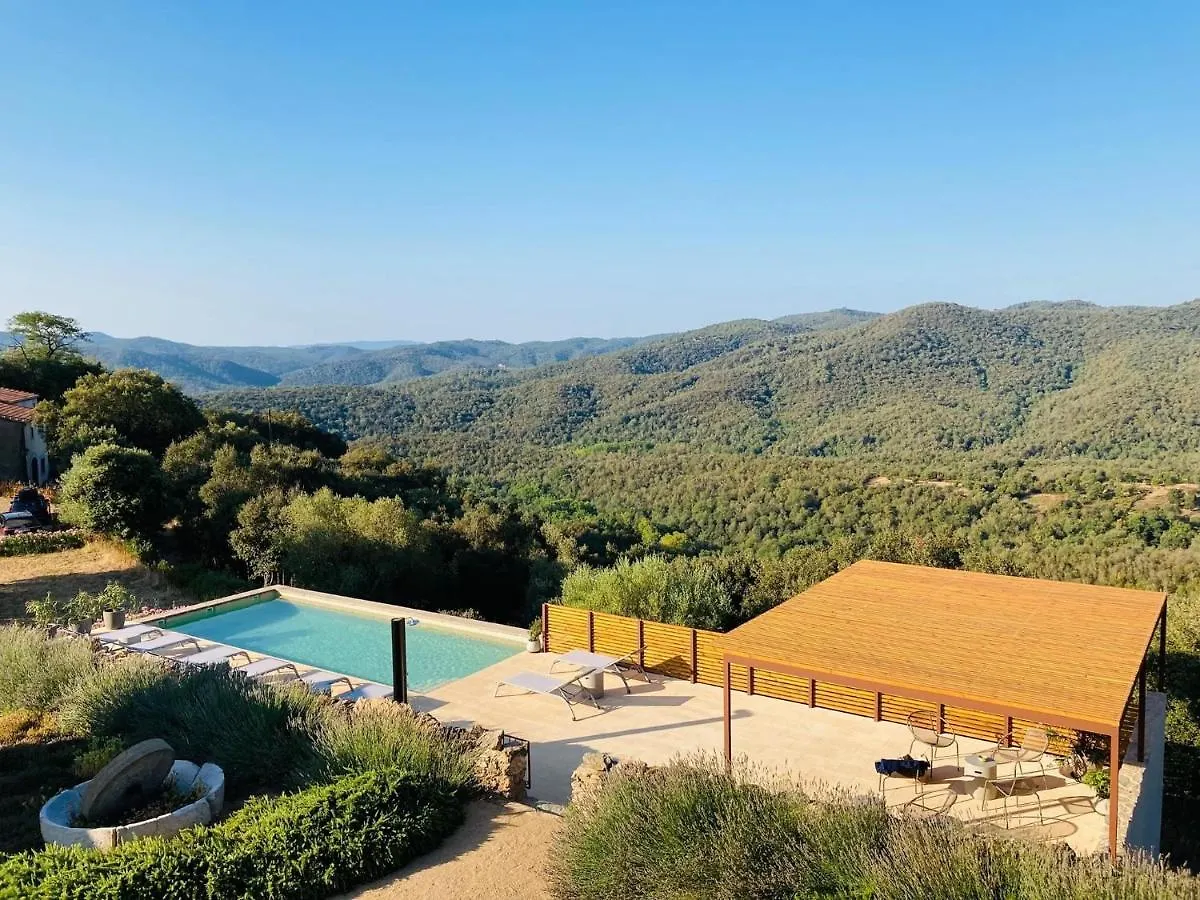 Hotel Mas Oms Montnegre